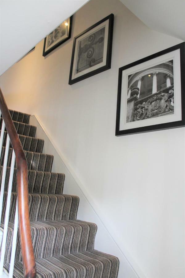No. 14, Park Street *